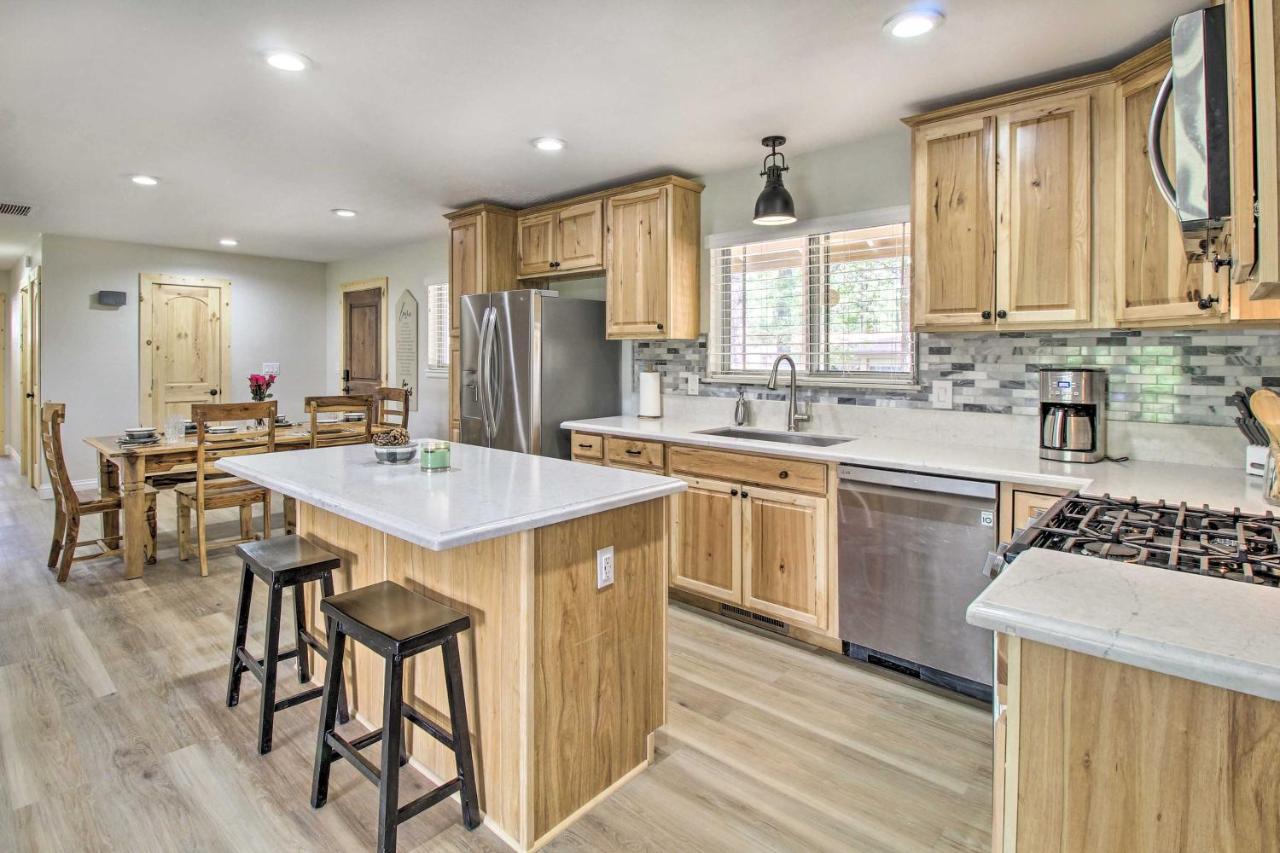 Pinetop Creekside Cabin Secret Game Room! Ngoại thất bức ảnh